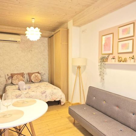 Cervantes Apartment Malaga Exterior photo