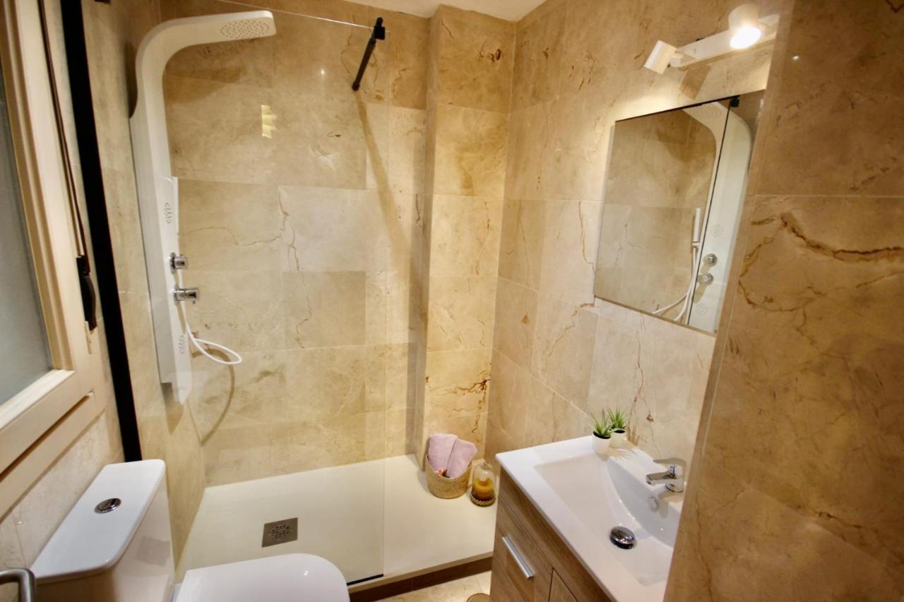 Cervantes Apartment Malaga Exterior photo